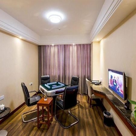 Jindongshan Taohualing Hotel 이창 시 외부 사진