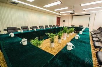 Jindongshan Taohualing Hotel 이창 시 외부 사진
